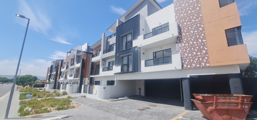 To Let 1 Bedroom Property for Rent in Table View Western Cape